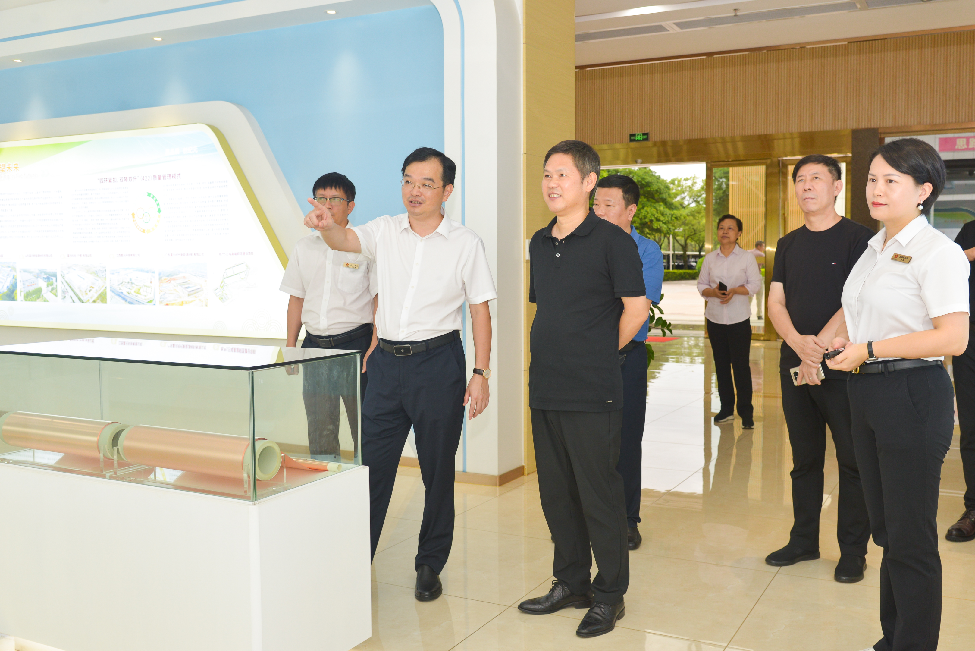 �µ���(�й���)�������޹�˾����