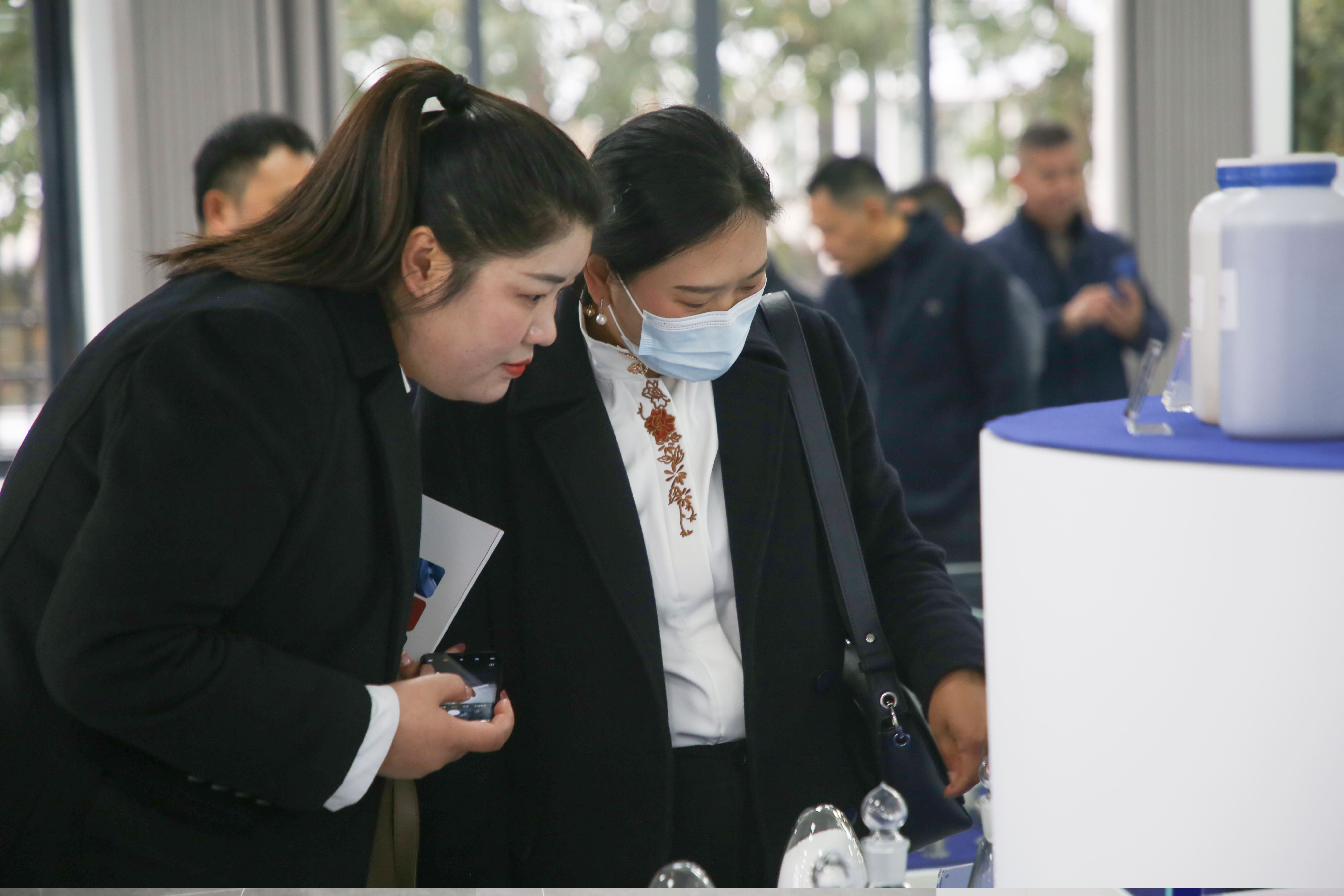 �µ���(�й���)�������޹�˾����