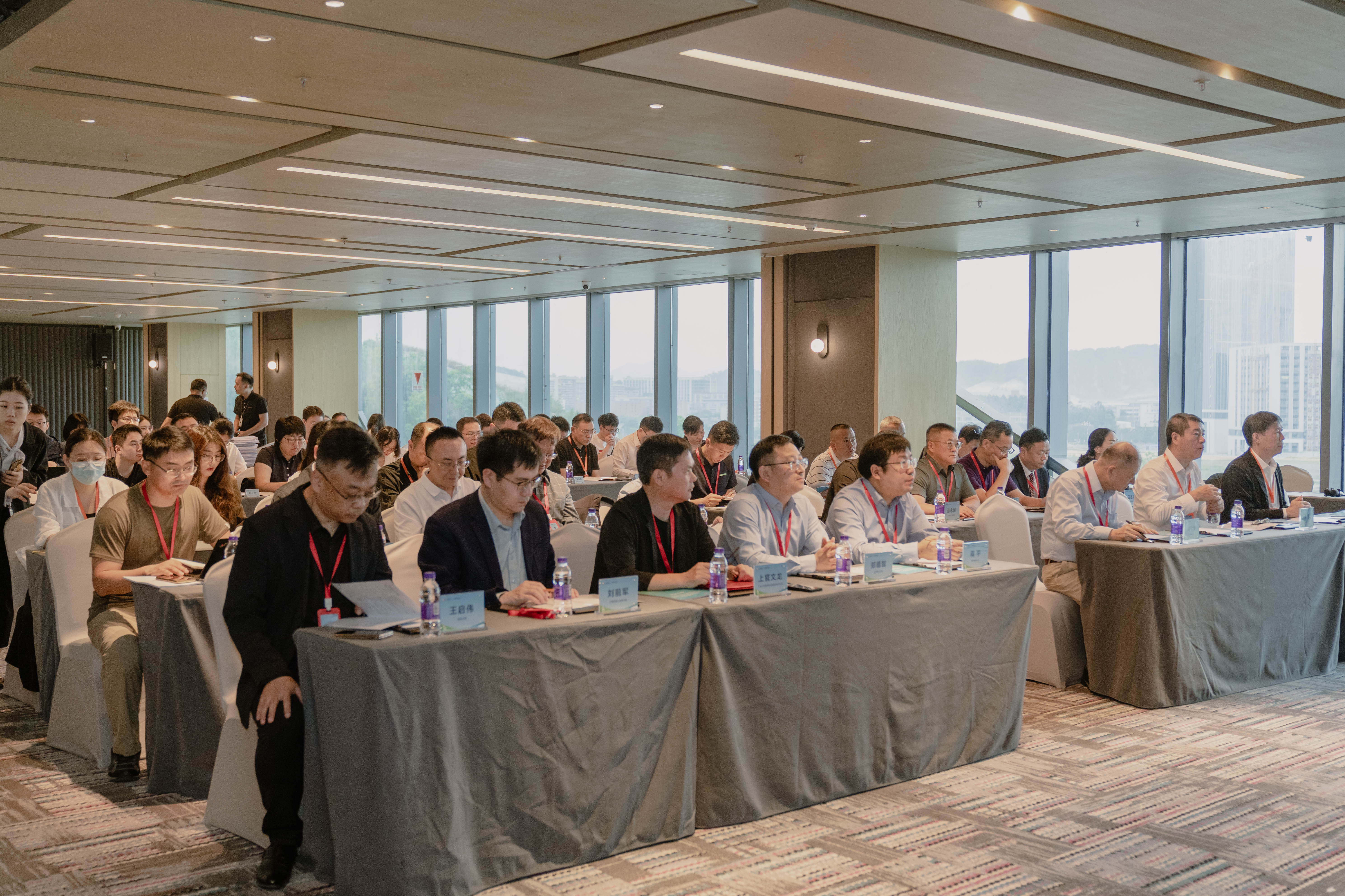 �µ���(�й���)�������޹�˾����